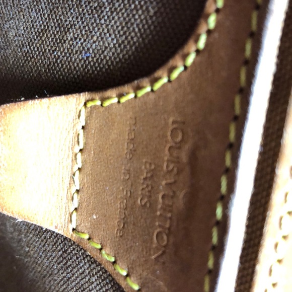 Authentic LOUIS VUITTON Monogram Ellipse Backpack - Picture 5 of 16